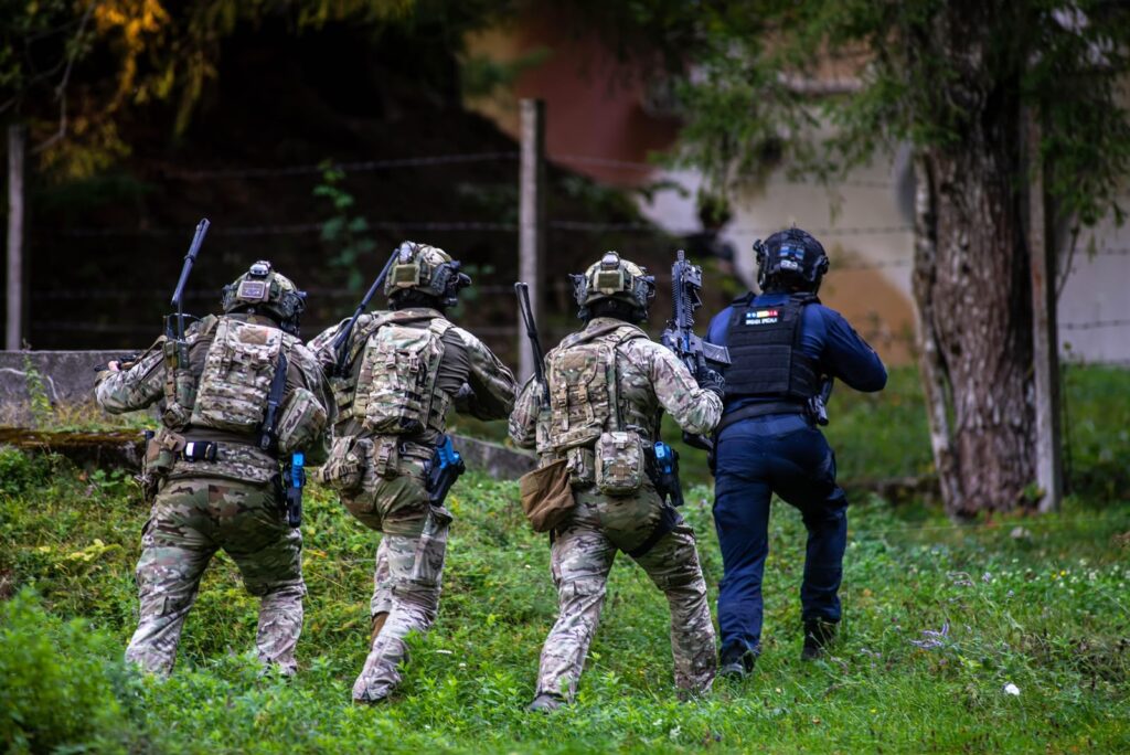 Exercițiul internațional „Scutul Albastru al Carpaților 2026” s-a desfășurat în județul Argeș! Militari români și parteneri străini s-au antrenat la Câmpulung